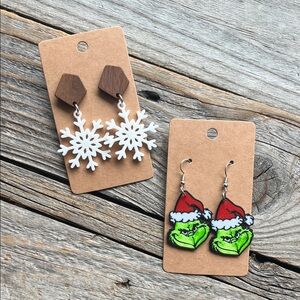 Snowflake and Grinch Earrings 3D Set